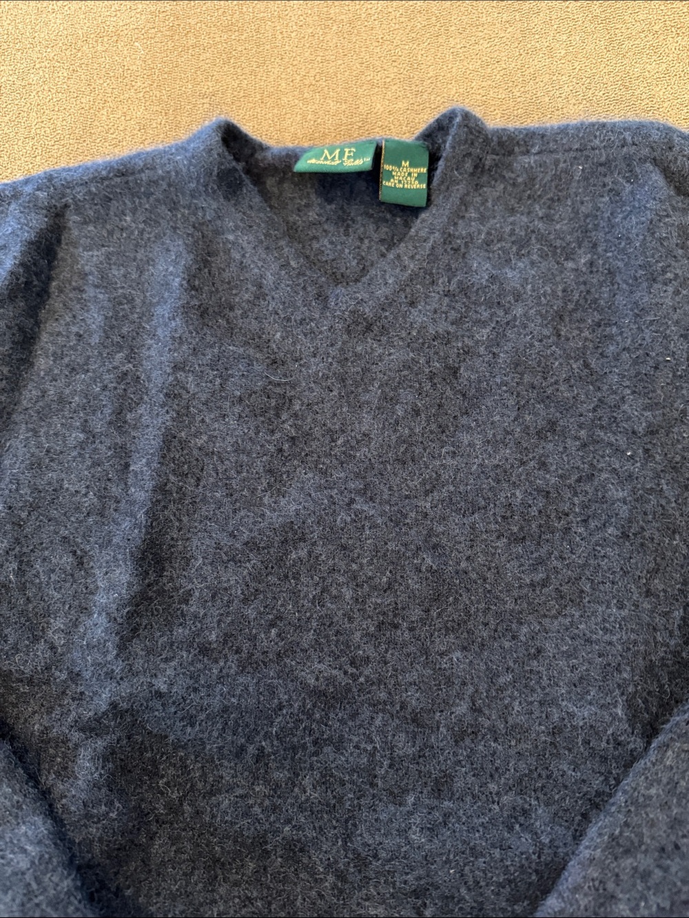 MF Marshall Fields Navy Blue Cashmere Sweater Size Medium (TD)